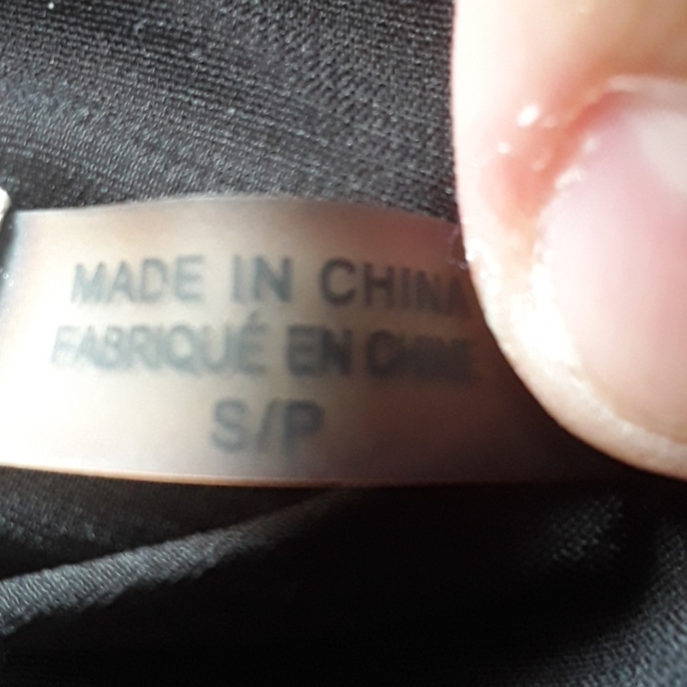 SOLD Alice + Olivia Printed Blouse - Picture 7 of 8